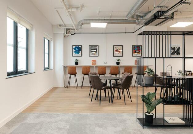 St James Square 3rd Floor5.jpg