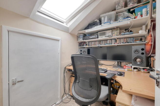 Photo 16