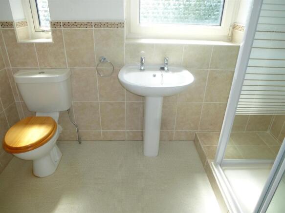 Shower room.JPG