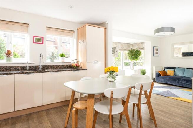 Kitchen/Breakfast Rm