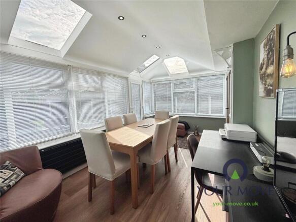 2 bed Bungalow for sale Image 9