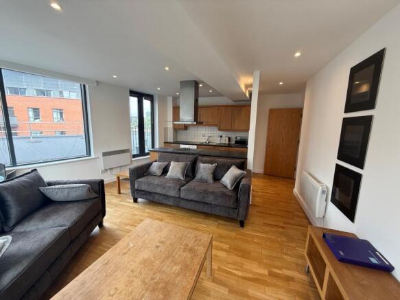 Lounge Kitchen