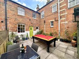 4, The Island, Nursteed Road, Devizes SN10 3AB