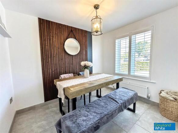 4 bed Detached for sale Image 6