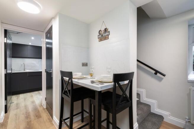 1 bed House Share to rent Image 12