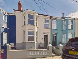 33, Heol Dyfed, Fishguard SA65 9DR