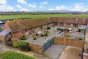 West Barn, Lower Stanley Farm, Gretton Fields, Gretton, Cheltenham GL54 5HQ
