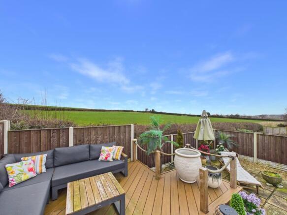 CAM04789G0-PR0034-STILL010