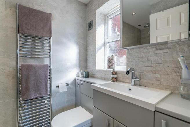 Master Bedroom Ensuite