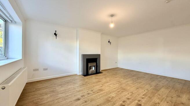 Sitting/Dining Room