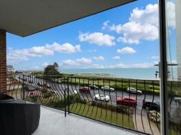 5, 21 23 Kimberley Court, Sea Road, Westgate-on-sea CT8 8SD