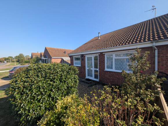 2 bed semi-detached bungalow