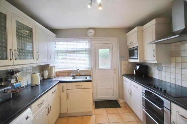 fitted kitchen