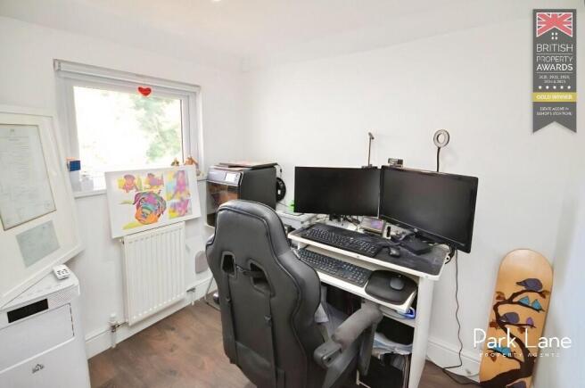Photo 11