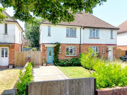 Lottbridge Drive, Eastbourne, BN22