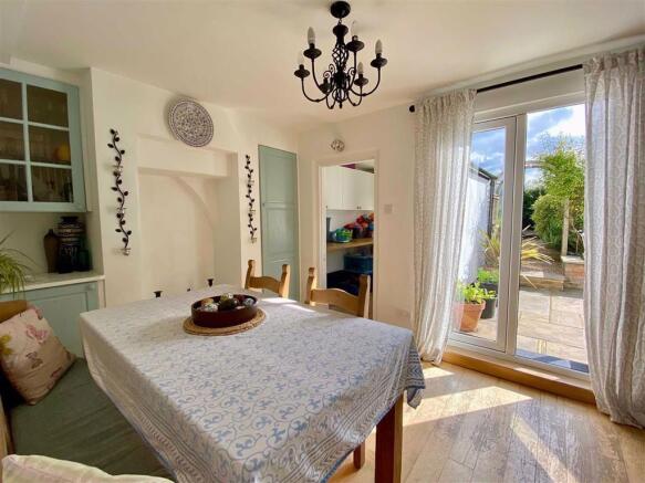 Dining Room: