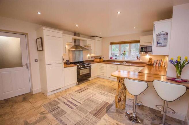 BREAKFAST KITCHEN