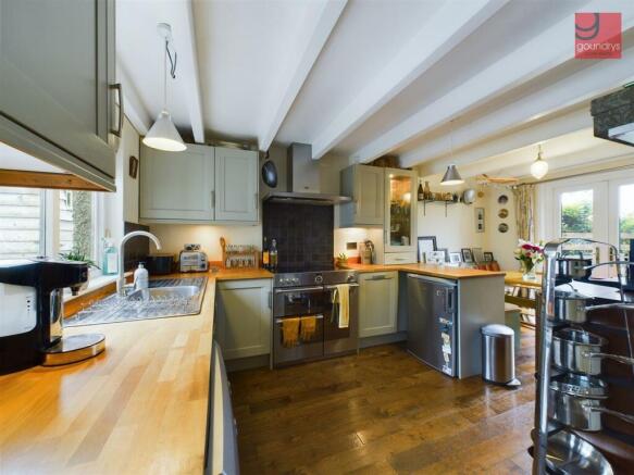 Kitchen Diner.jpg