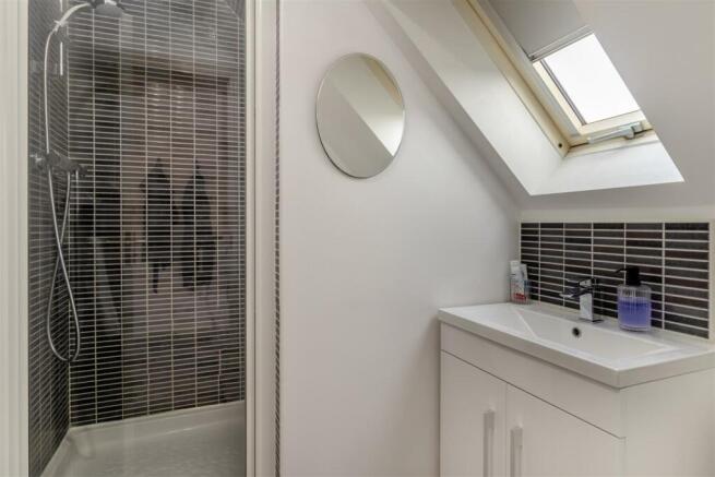 8586346-interior15.jpg