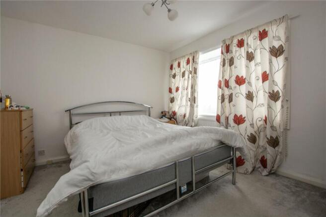 2 bed Apartment for sale Image 4