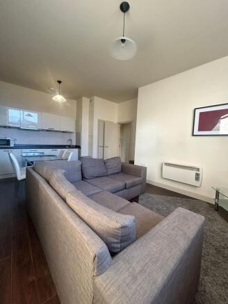 1 bed Apartment to rent Image 8