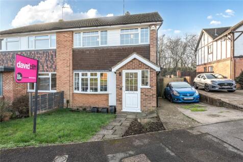 Nightingale Road, Woodley, Reading, Berkshire, RG5