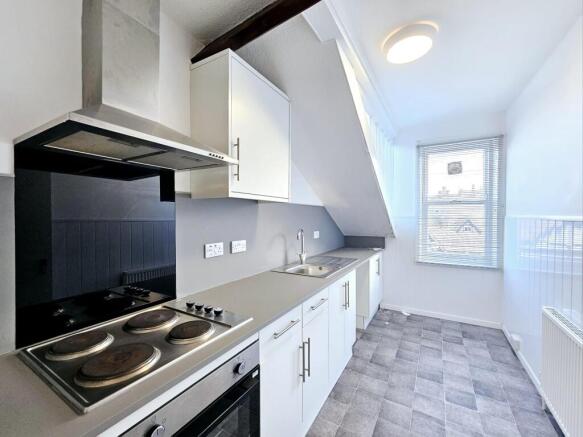 1 bed Flat for sale Image 4