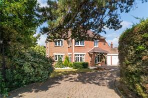16, Landguard Manor Road, Shanklin PO37 7HZ