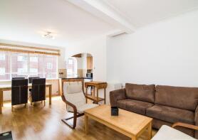 68, Oslo Court, Prince Albert Road, London NW8 7EW