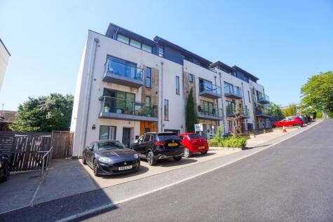 Easton Street, High Wycombe, HP11