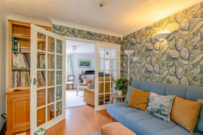 Dining Room/Snug