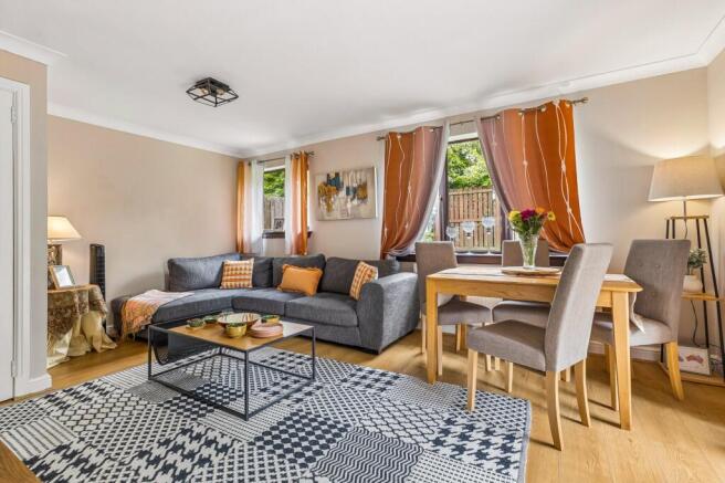 Ermelo Gardens, East Kilbride, Glasgow, South Lanarkshire photo 4