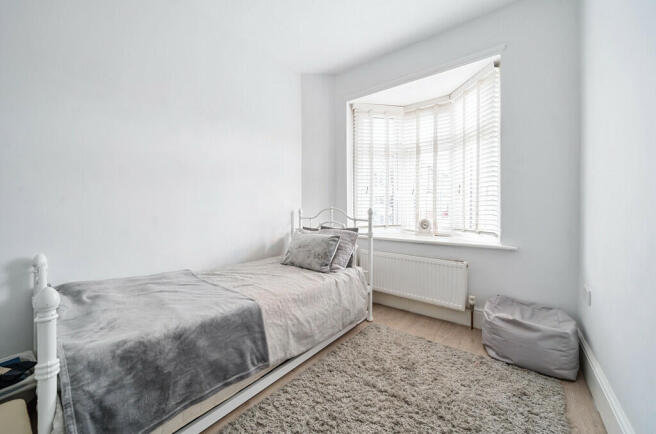 bedroom2