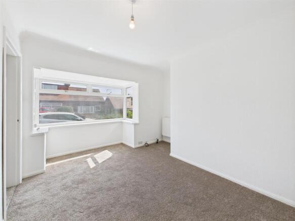 2 bed Semi-Detached Bungalow for sale Image 4