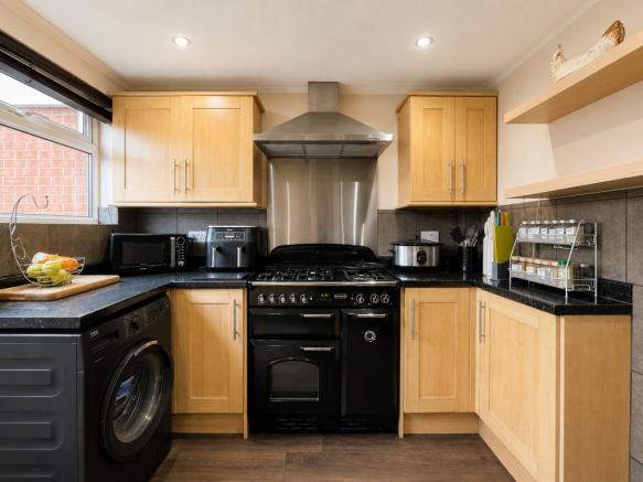 3 bed Link Detached House for sale Image 5