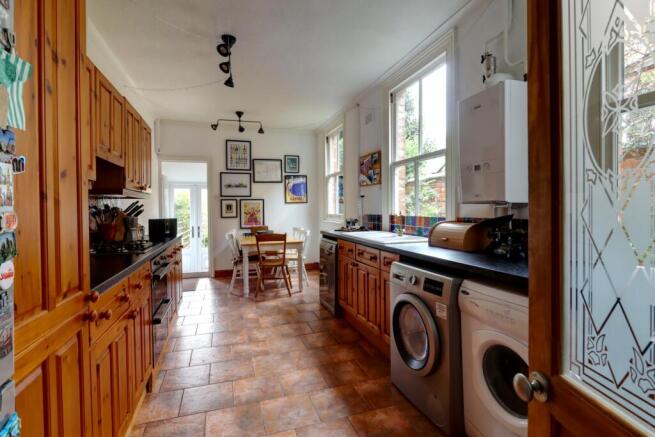 8. Kitchen 1