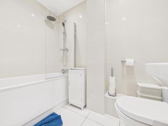 3 bed Semi-Detached for sale Image 8