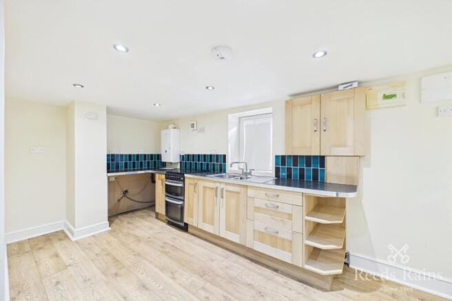 1 bed Terraced to rent Image 4