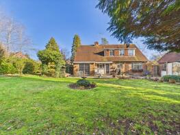 27 Thickets Corner, Howards Thicket, Gerrards Cross SL9 7NT
