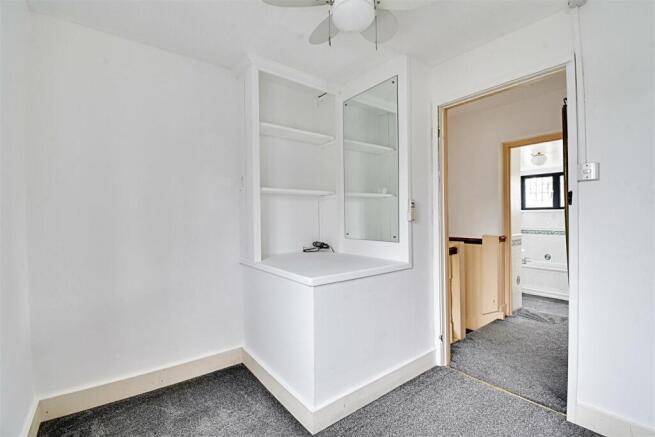 Bedroom 3_2.jpg
