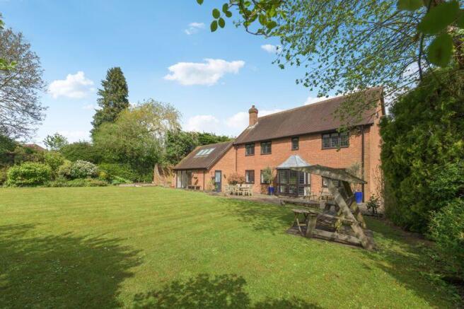 rear showing the garden