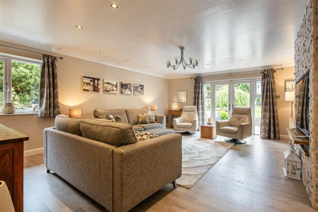 Sitting room 3