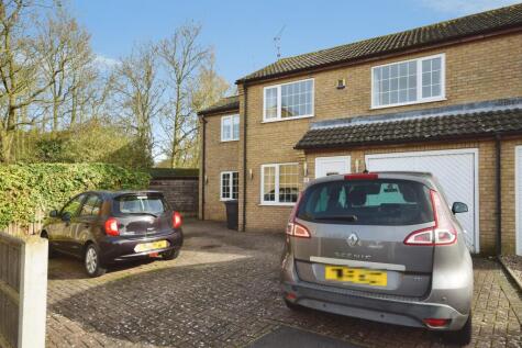 Royal Arthur Close, Skegness, PE25