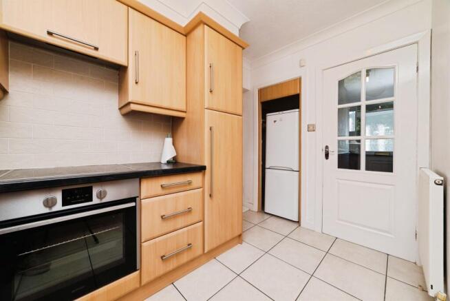 2 bed Semi-Detached for sale Image 4