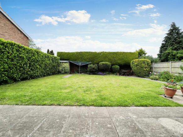 garden...jpg