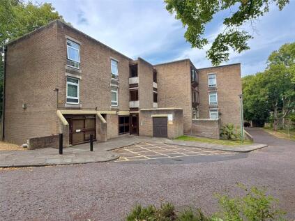 Yewdale Park, Poplar Road, Oxton, Merseyside, CH43