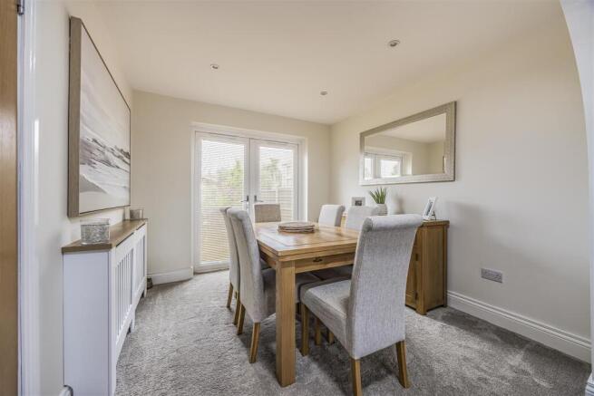 dining room.jpg