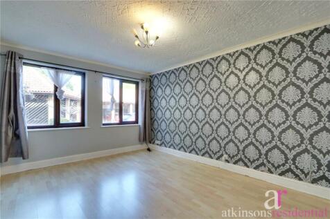 Cross Road, Waltham Cross, Hertfordshire, EN8