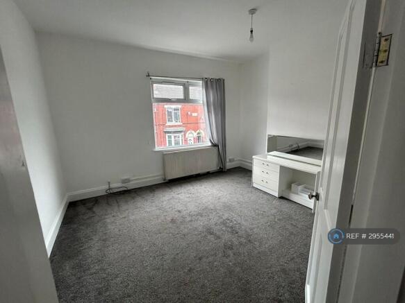 3 bed Terraced to rent Image 11