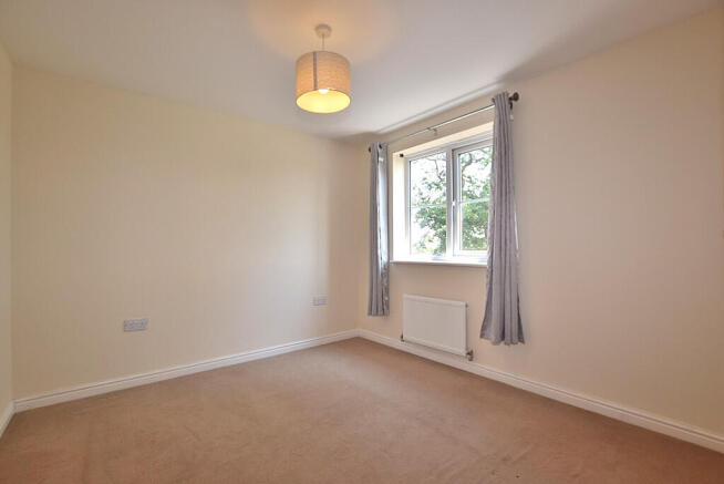 3 bed End of Terrace to rent Image 9